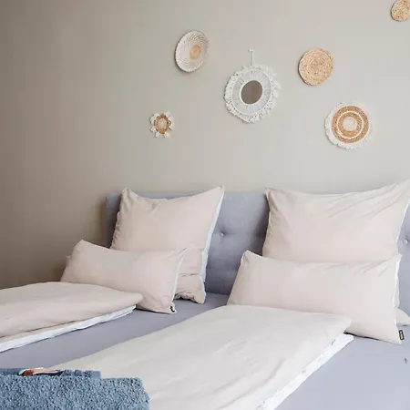 Boho Living With Free Parking By Hero Homes