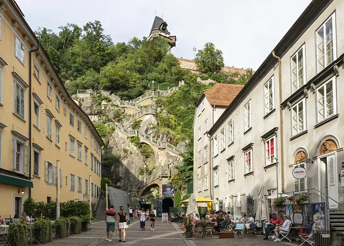 Boho Living - Historic Center With Free Parking By Hero Homes * غراتس