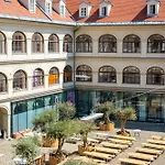 Boho Living - Historic Center With Free Parking By Hero Homes Apartment Graz