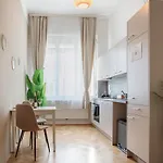 Boho Living - Historic Center With Free Parking By Hero Homes דירה גראץ