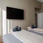 Boho Living - Historic Center With Free Parking By Hero Homes גראץ