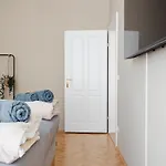 דירה Boho Living - Historic Center With Free Parking By Hero Homes גראץ