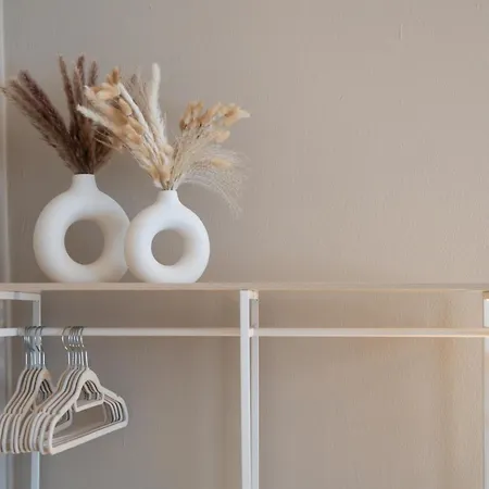 Boho Living With Free Parking By Hero Homes شقة *