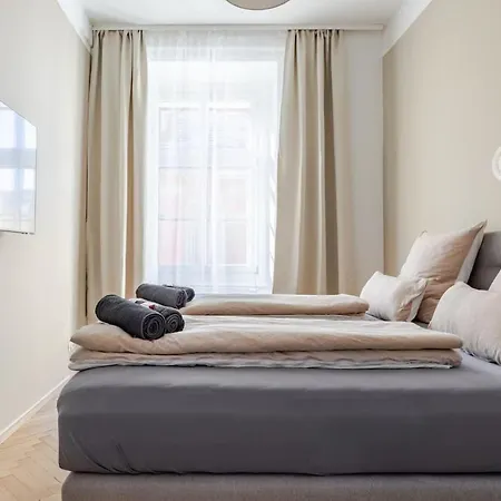Boho Living With Free Parking By Hero Homes Lejlighed