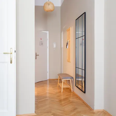 Boho Living Altstadt Suites - Free Parking By Hero Homes Graz