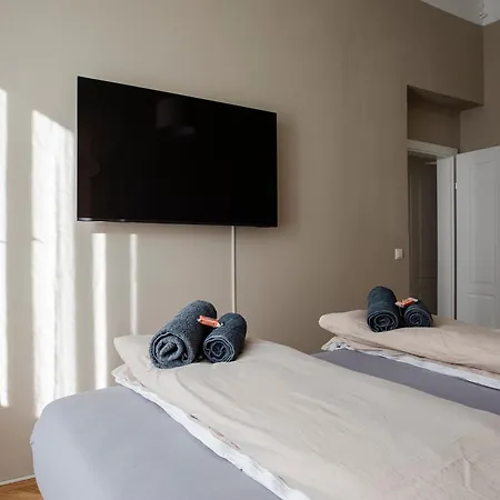 Boho Living With Free Parking By Hero Homes Graz