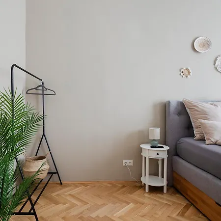 Boho Living With Free Parking By Hero Homes Graz