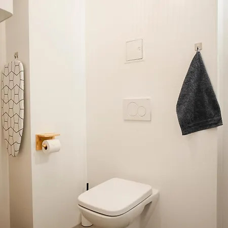 Boho Living With Free Parking By Hero Homes شقة