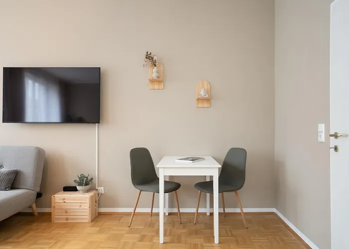 Apartment Boho Living - Historic Center With Free Parking By Hero Homes Graz